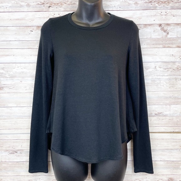 Wilfred Tops - WILFRED FREE Black Long Sleeve Scoop Hem Tee